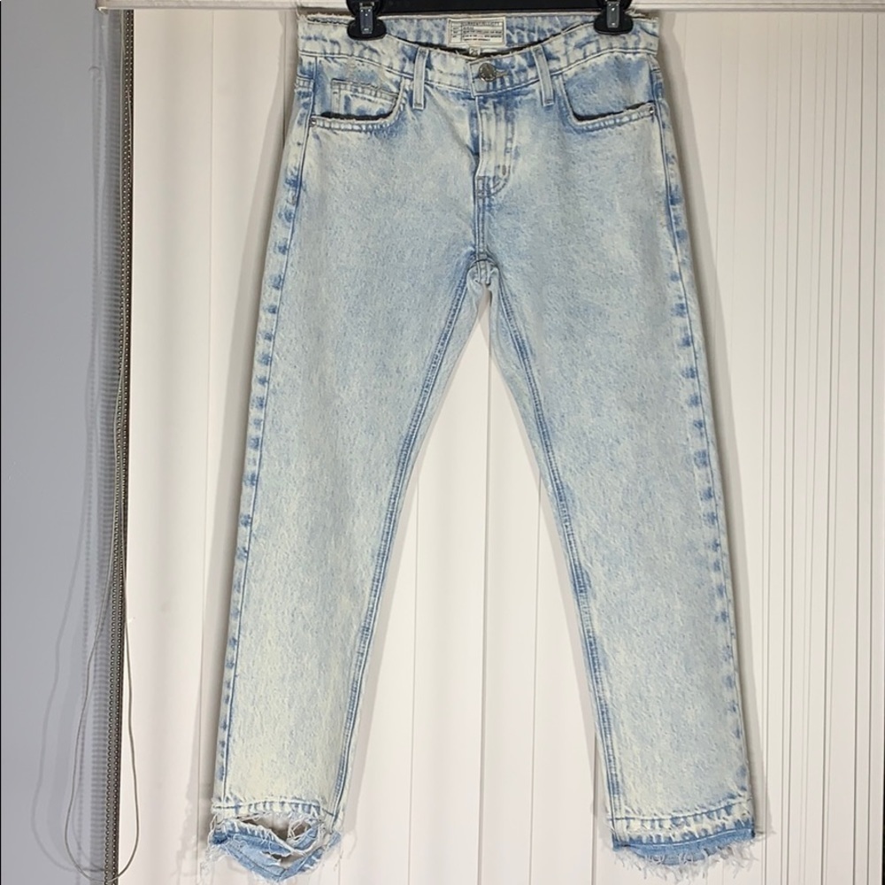 Current/Elliott distress cropped MP straight jean light wash new with tags